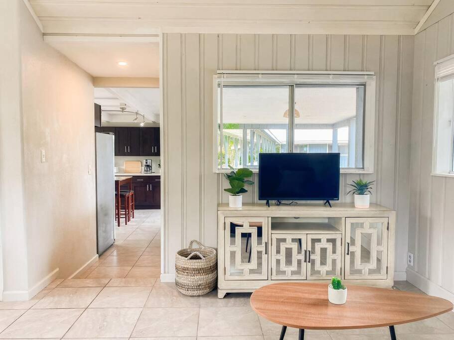 Monstera Bungalow, Spacious, King Bed, Big Kitchen Keaau Εξωτερικό φωτογραφία